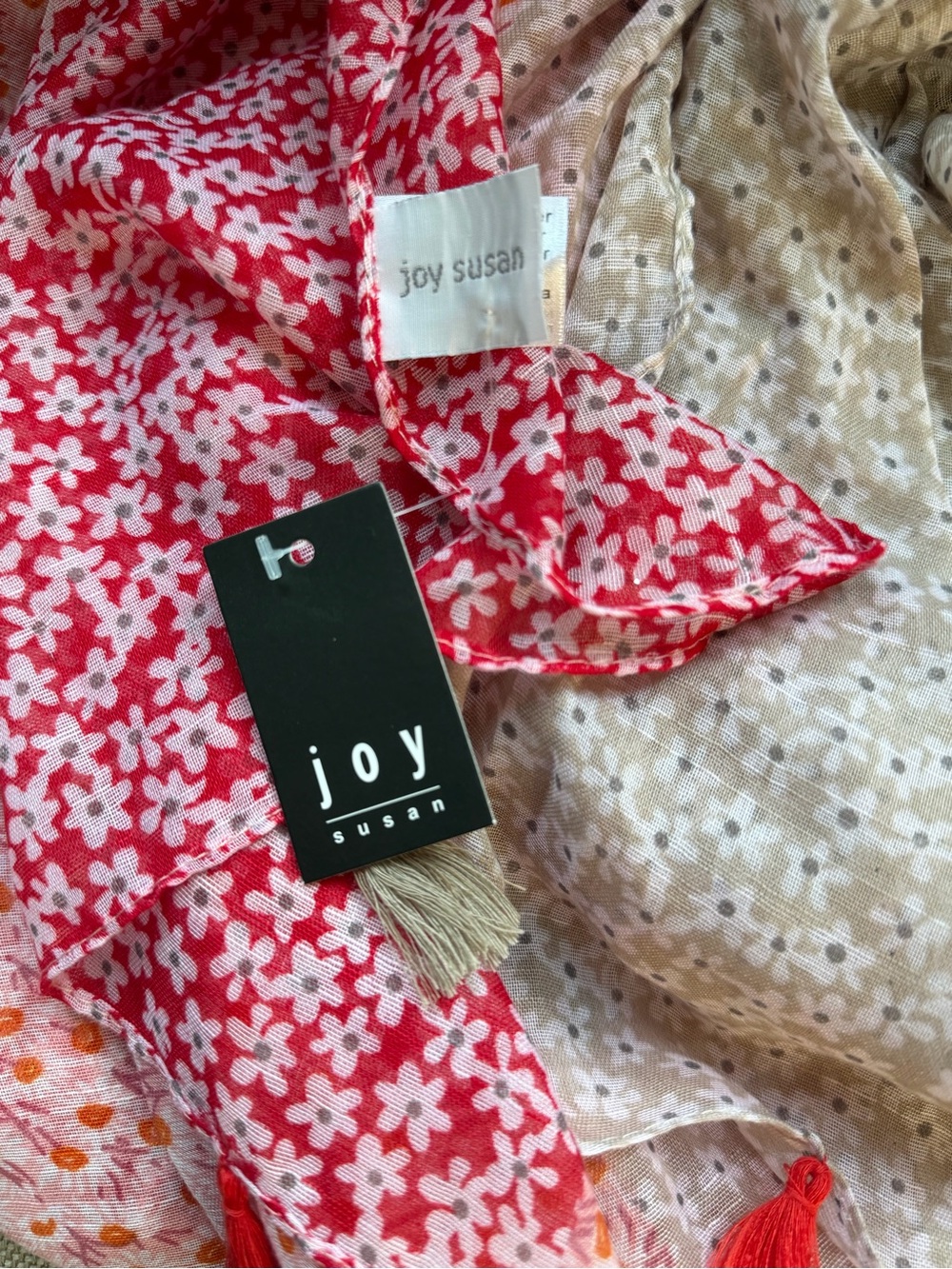 Joy Susan Crimson Mixed Daisy Tassel Scarf, 73" x 35" - style E3247-05